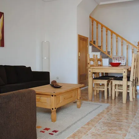 La Cinuelica Townhouse