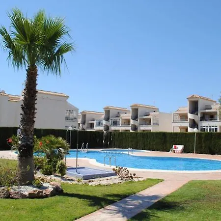 La Cinuelica Townhouse Holiday home